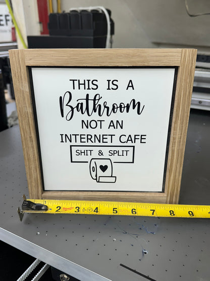 Funny bathroom sign & decor