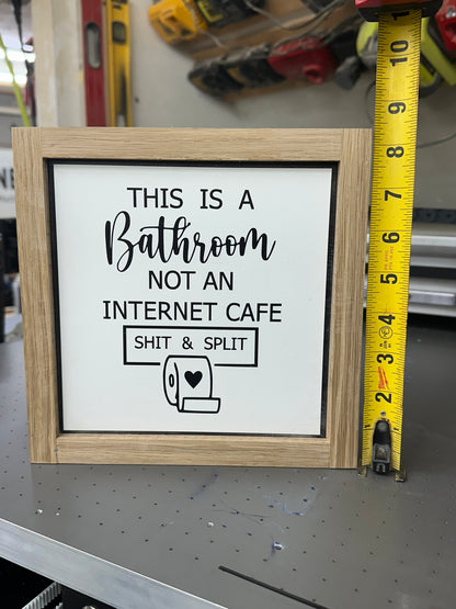 Funny bathroom sign & decor